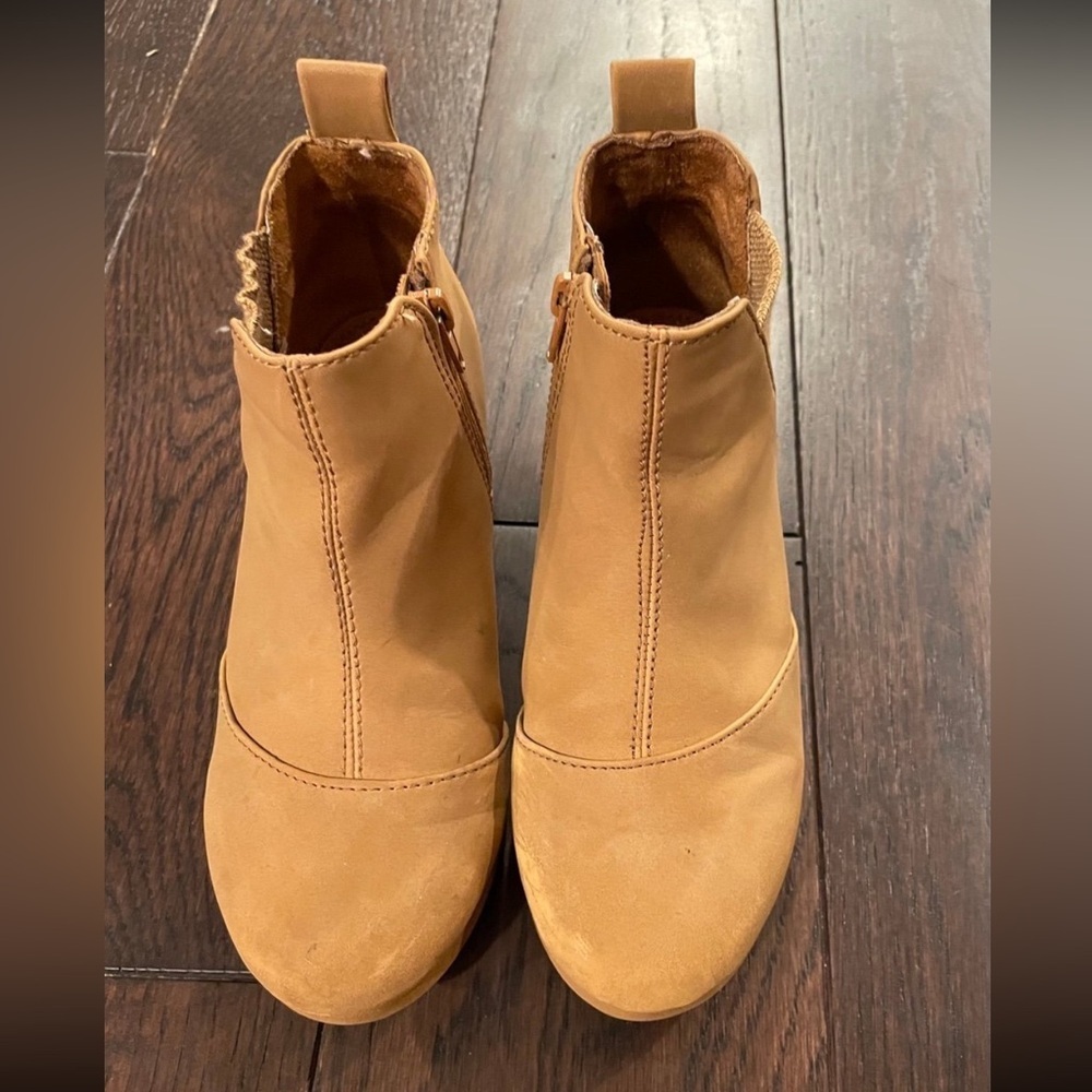 Toms Light Brown Kids Ankle Booties